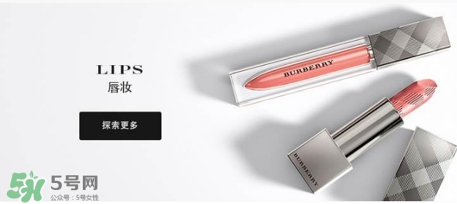 burberry�ͱ���ɳɫ�ں�ʲôɫ�ţ��ͱ���ɳɫ�ں���ɫ